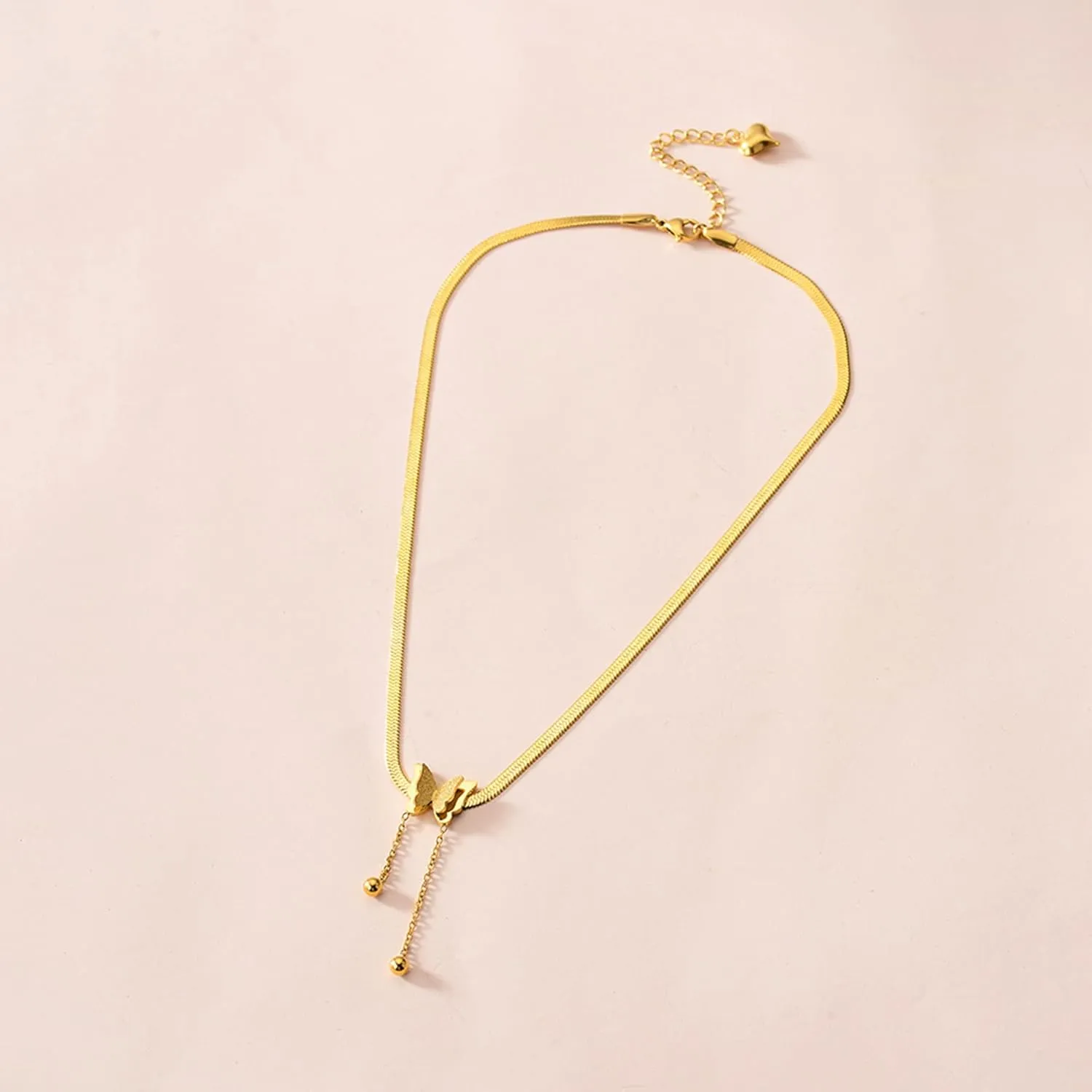 Aktully 18K Gold Layered Butterfly Necklaces for Women Butterfly Pendant Crystal Choker Necklace Gifts Butterfly Necklace for Girls Simple Necklaces for Women Butterfly Chain Cute Necklaces