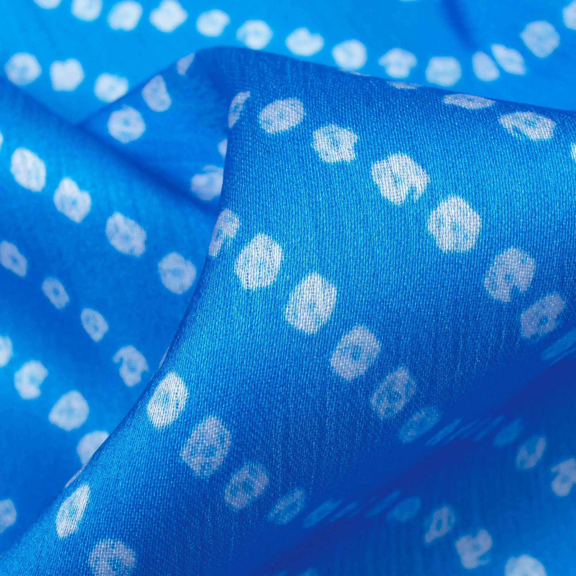 Azure Blue And White Bandhani Pattern Digital Print Chiffon Satin Fabric