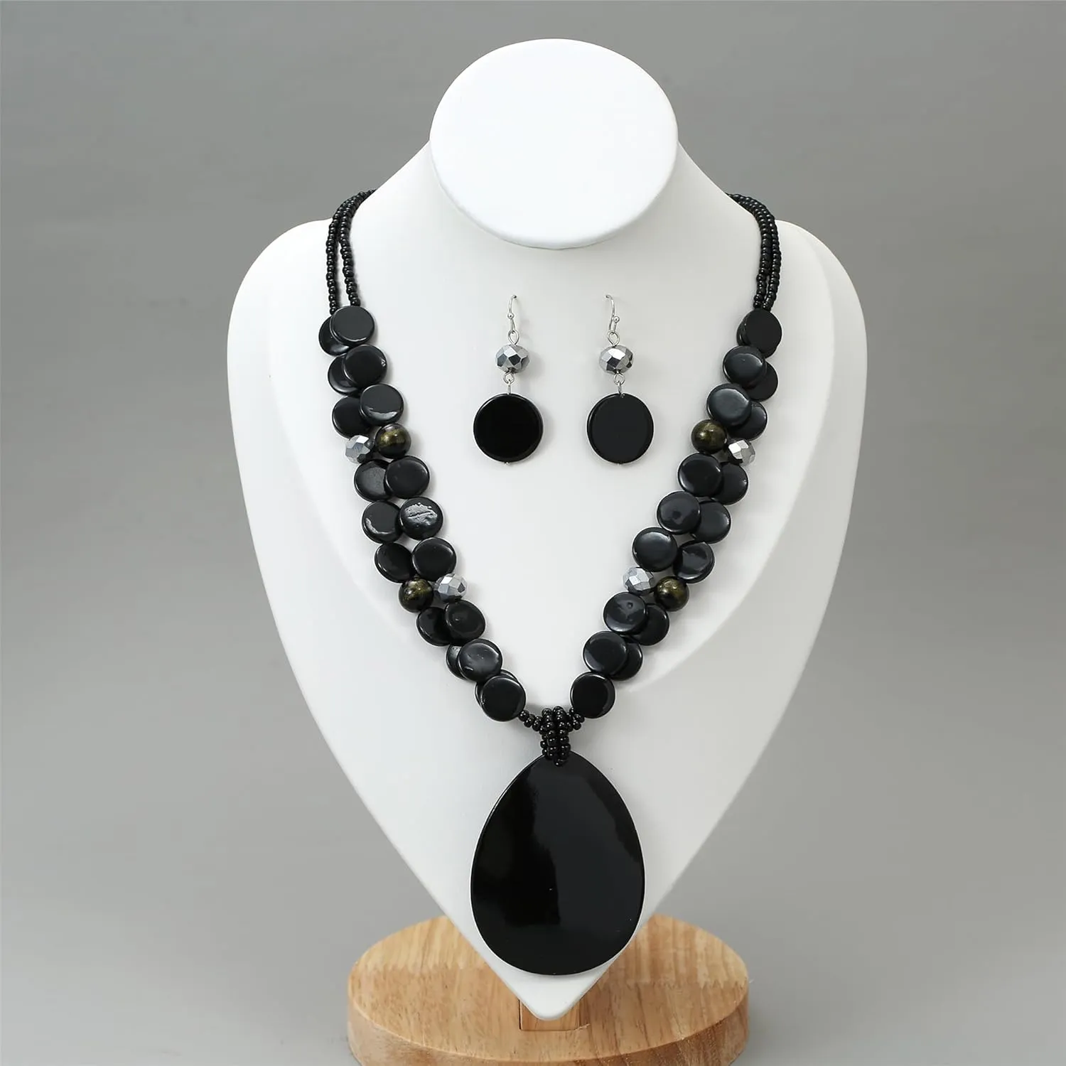 Big Teardrop Pendant Necklaces for Women Colorful Beaded Necklaces Statement Set for Holiday.