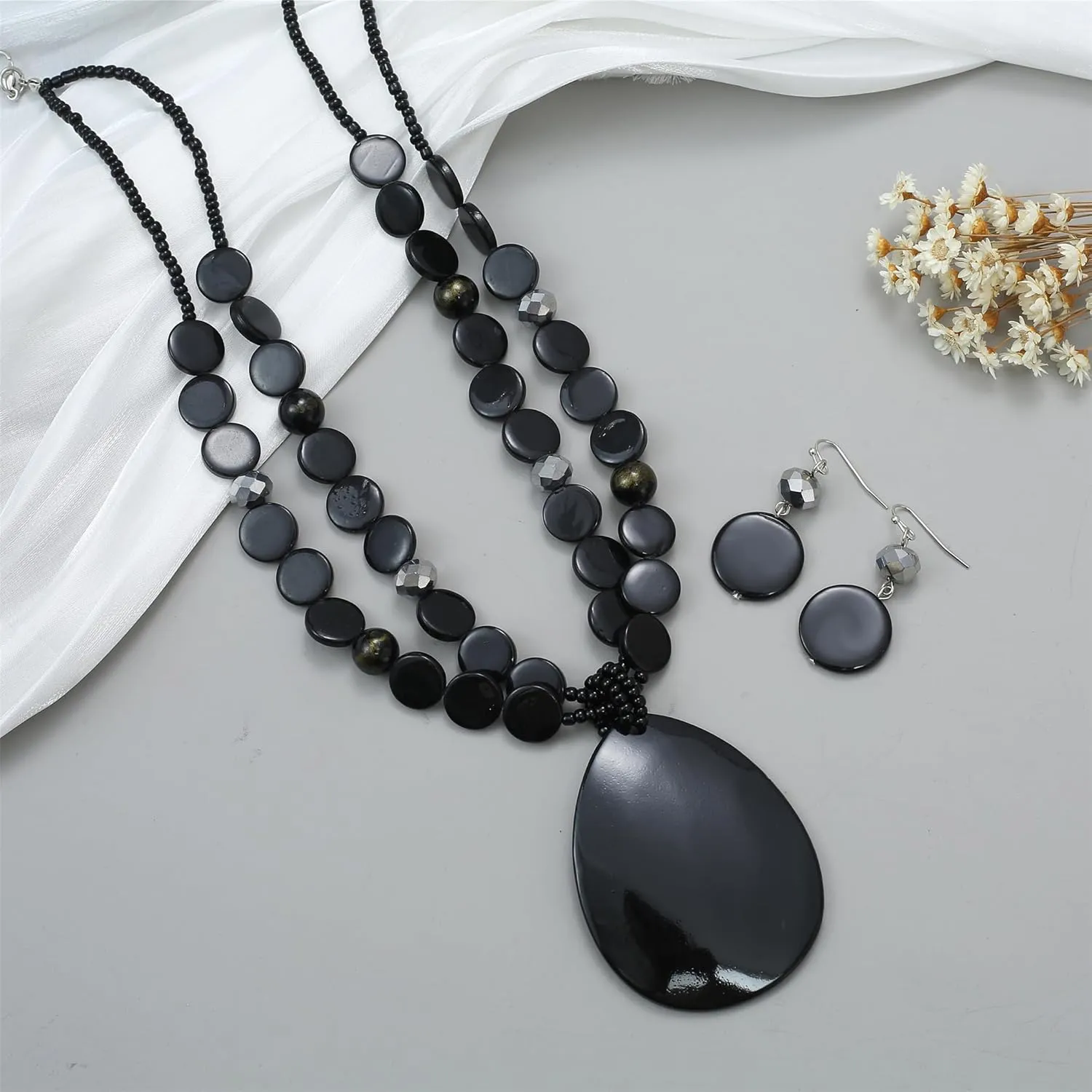 Big Teardrop Pendant Necklaces for Women Colorful Beaded Necklaces Statement Set for Holiday.