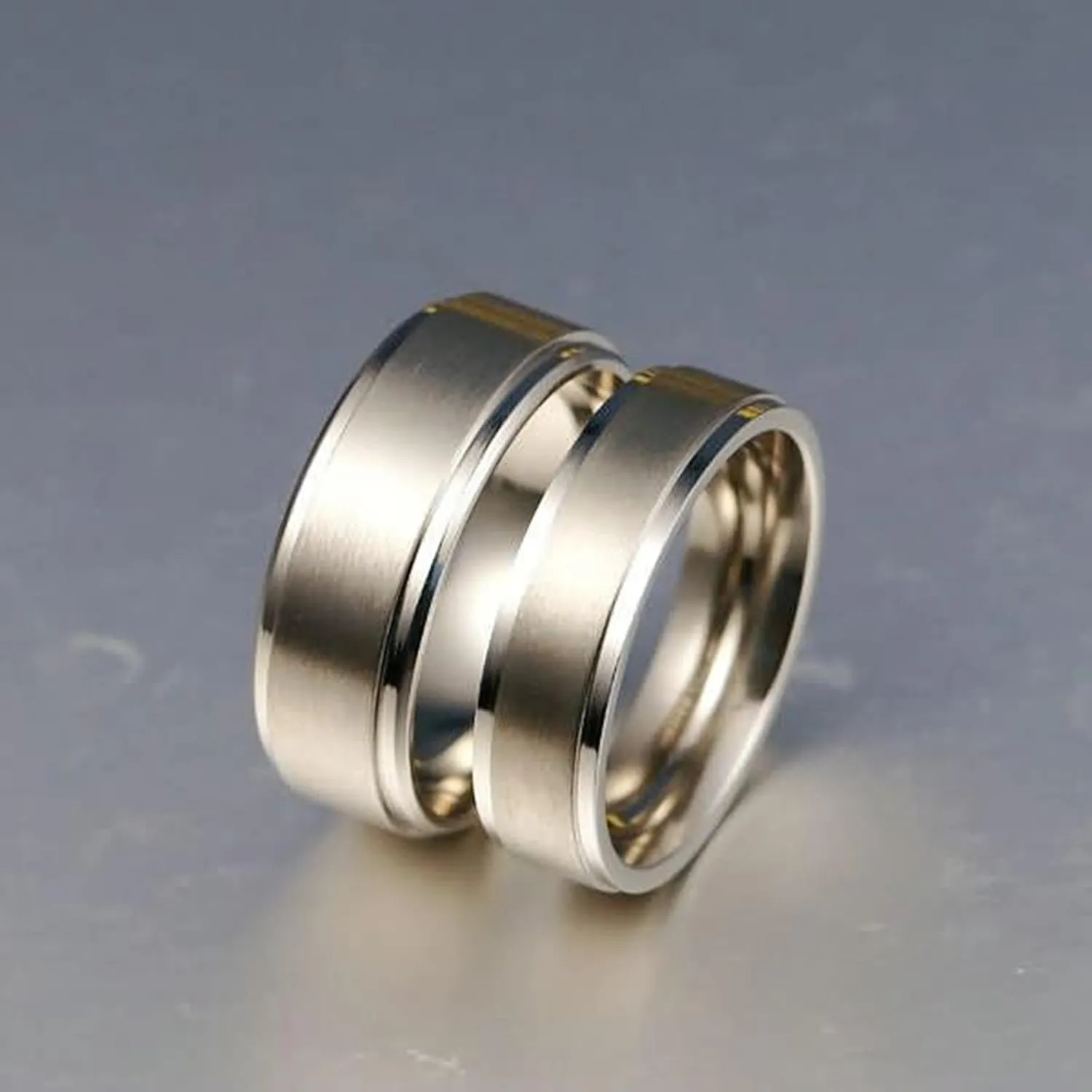 Couples Matching Rings Set, Wedding Rings Sets for Him and Her Stainless Steel Comfort Fit Silver Brushed Ring 6mm/8mm
