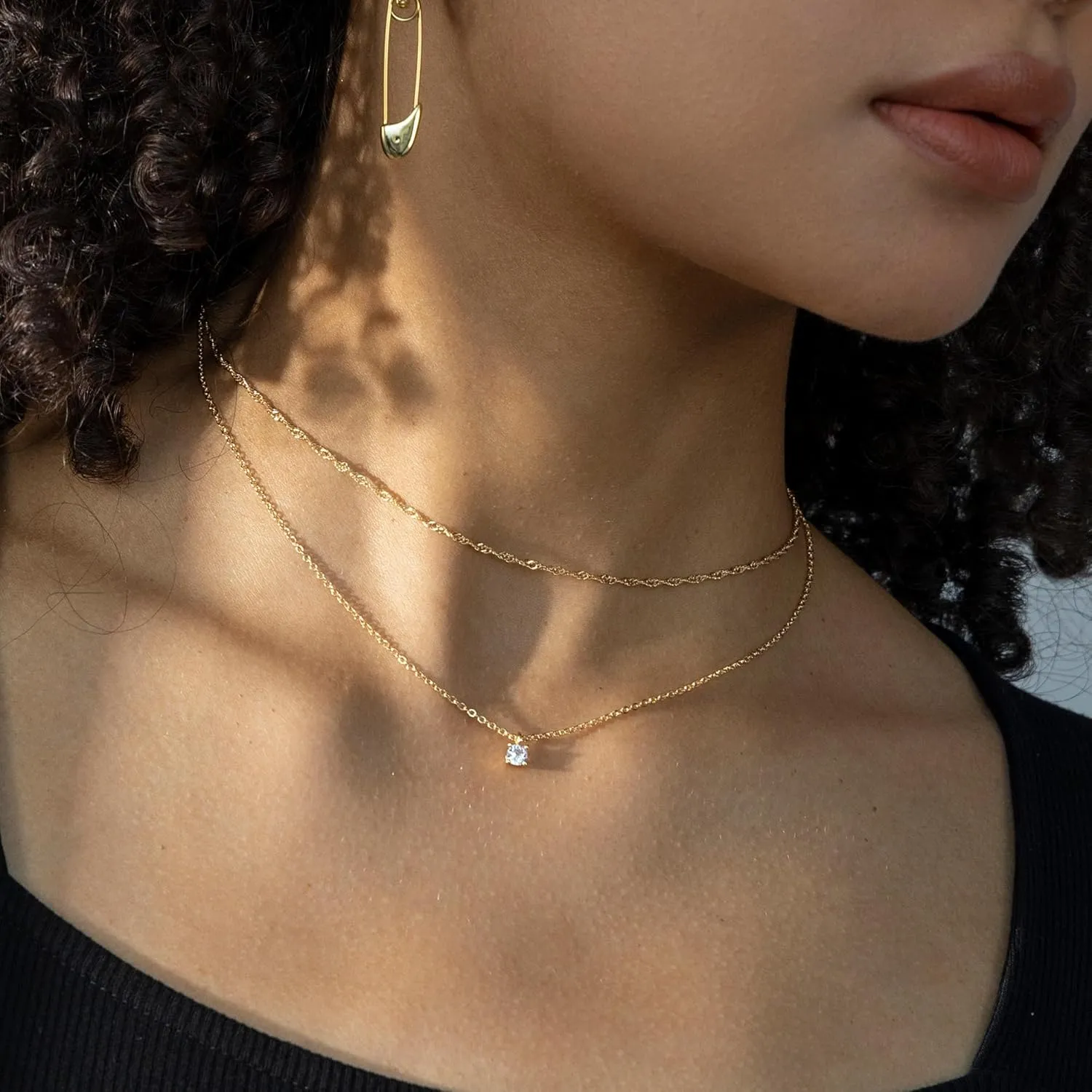 Ldurian Layered Necklaces for Women - 14K Dainty Gold Plated Layering Chokers Necklaces Set Multilayer Delicate Necklace Trendy Adjustable Long Layered Necklaces for Women
