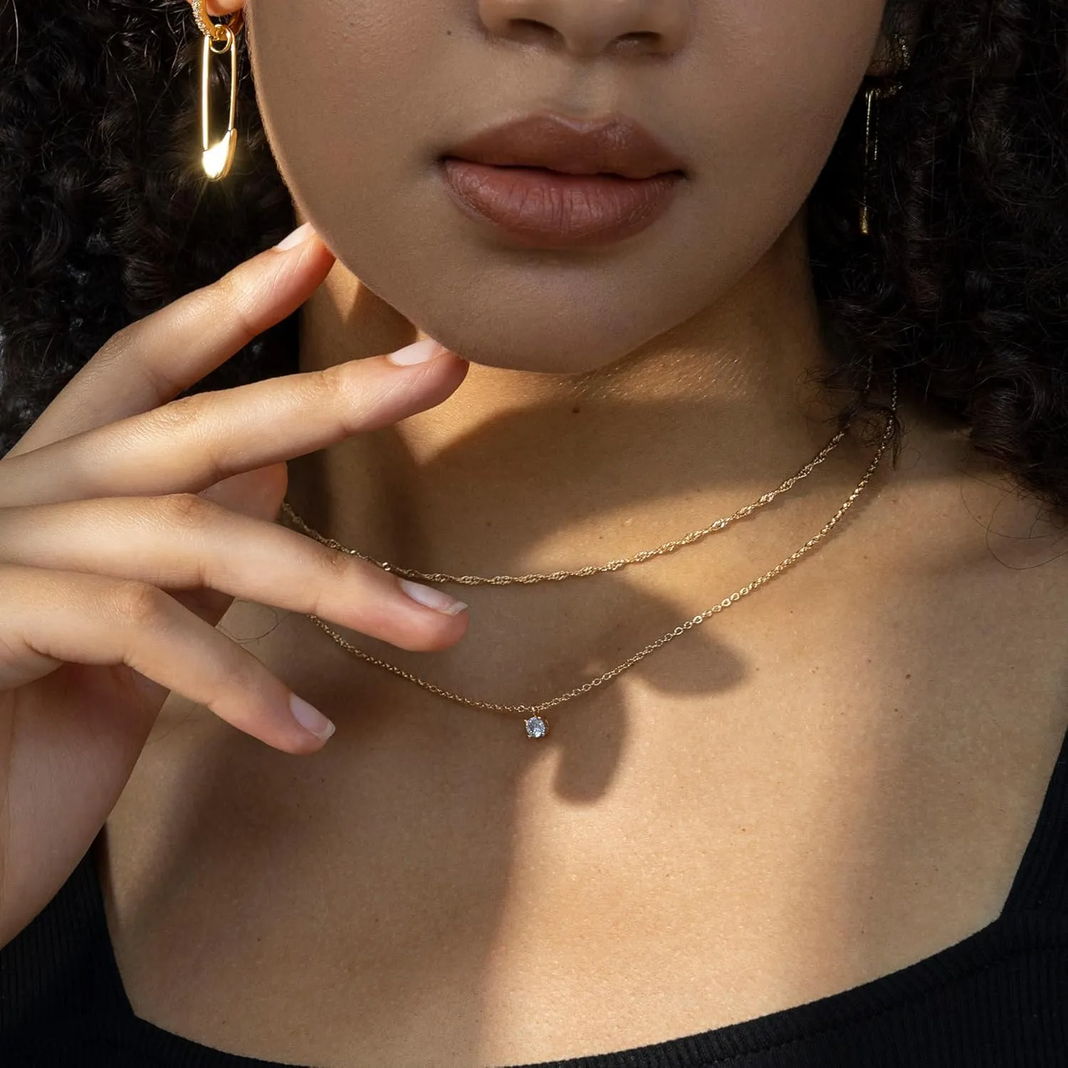 Ldurian Layered Necklaces for Women - 14K Dainty Gold Plated Layering Chokers Necklaces Set Multilayer Delicate Necklace Trendy Adjustable Long Layered Necklaces for Women