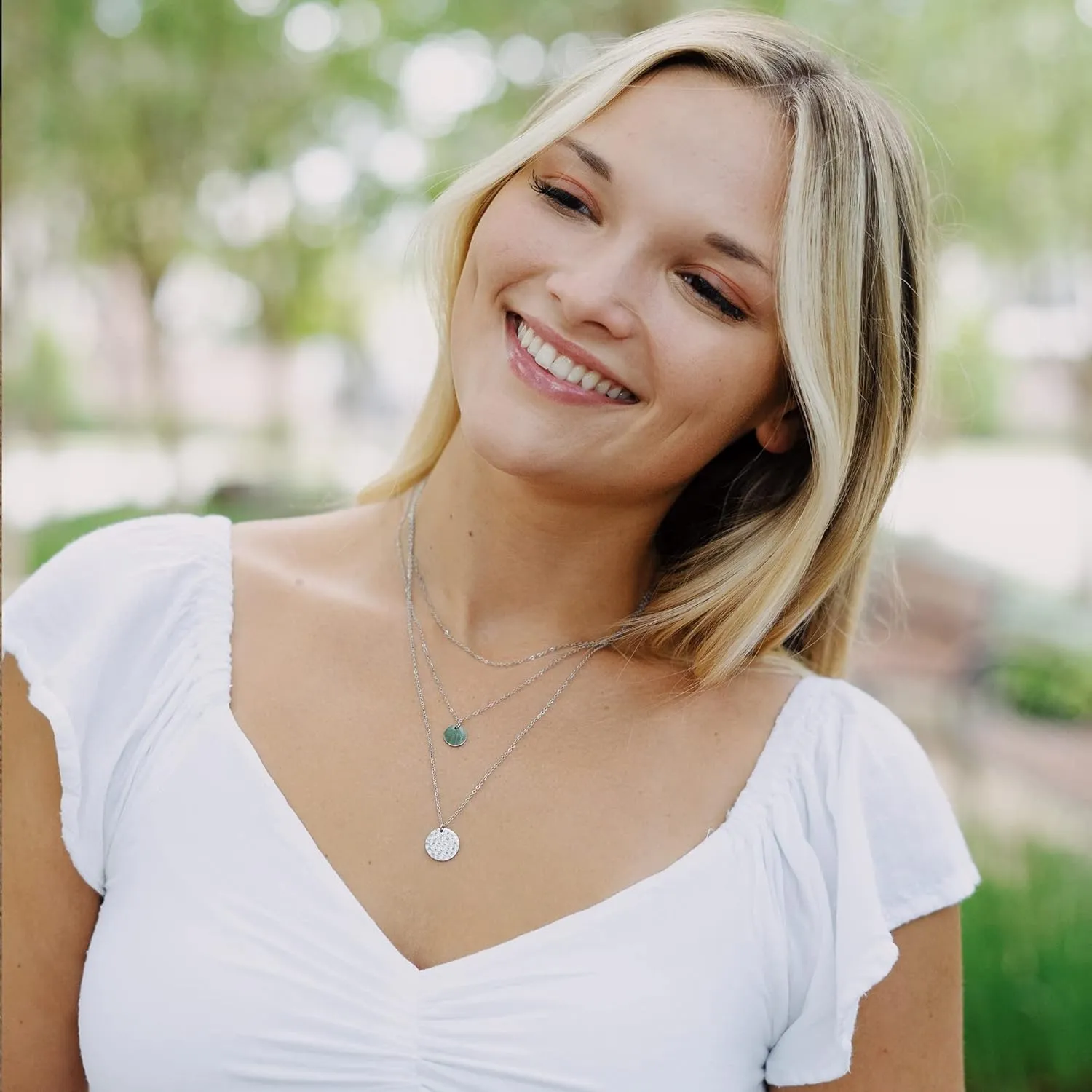 Ldurian Layered Necklaces for Women - 14K Dainty Gold Plated Layering Chokers Necklaces Set Multilayer Delicate Necklace Trendy Adjustable Long Layered Necklaces for Women