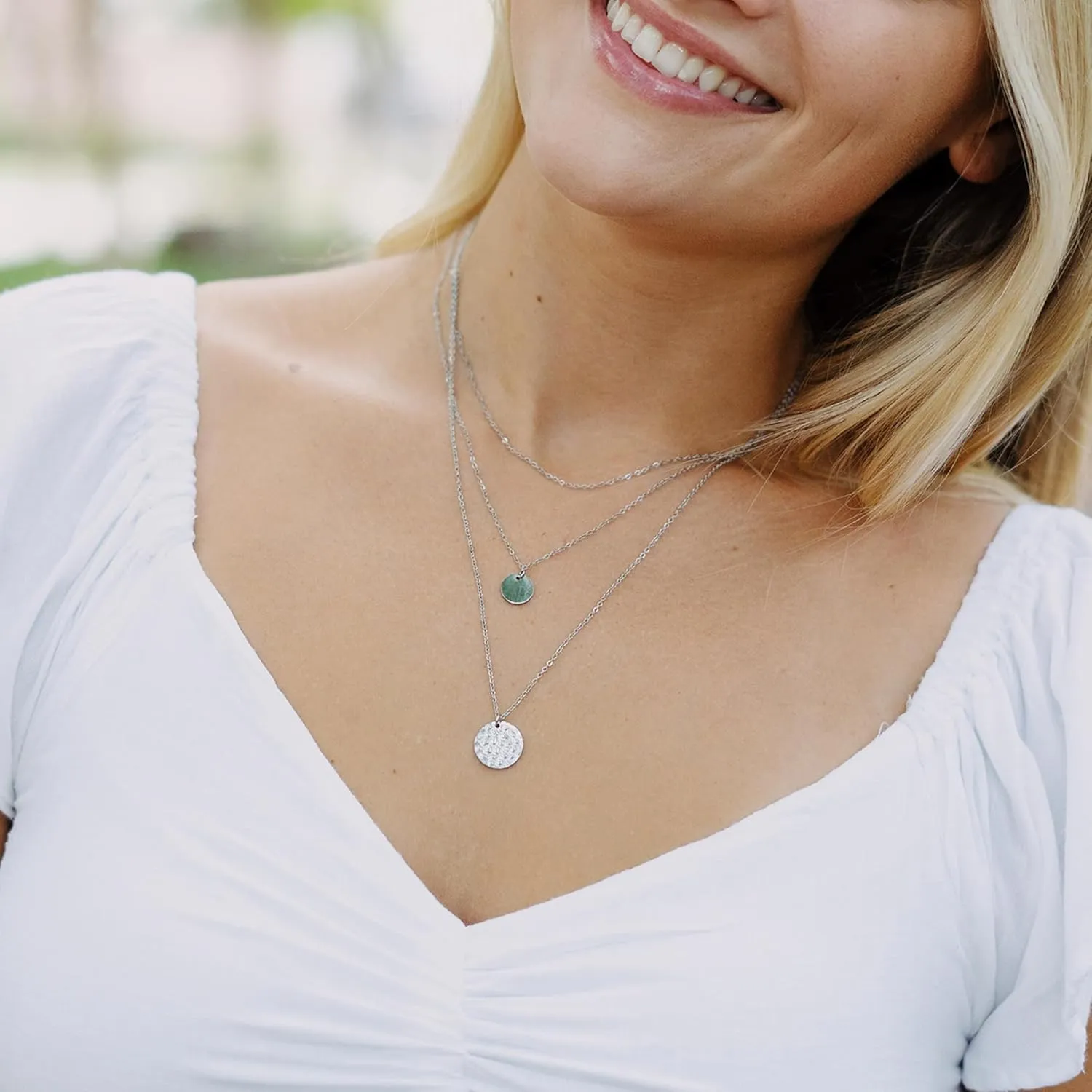 Ldurian Layered Necklaces for Women - 14K Dainty Gold Plated Layering Chokers Necklaces Set Multilayer Delicate Necklace Trendy Adjustable Long Layered Necklaces for Women