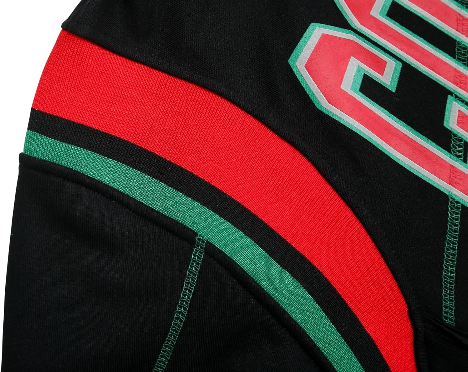 Men's Heavyweight Pullover Hoodies - Experience with Breathable and Insulating Tops