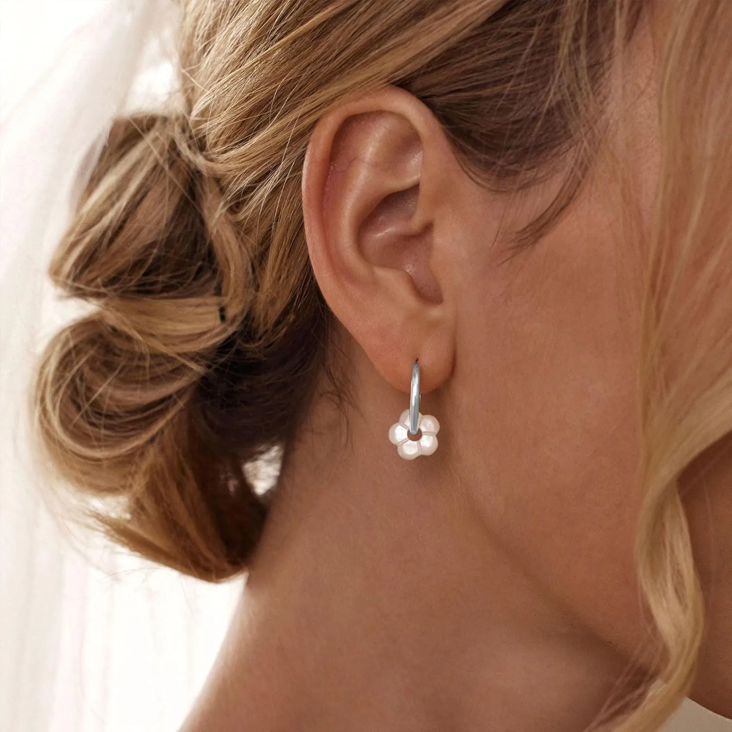 Pearl Flower Drop Huggie Earrings For Women Dangle Minimalist 14K Gold Plated Statement Wedding Brides Hoop Earring Dainty Jewelry Gifts
