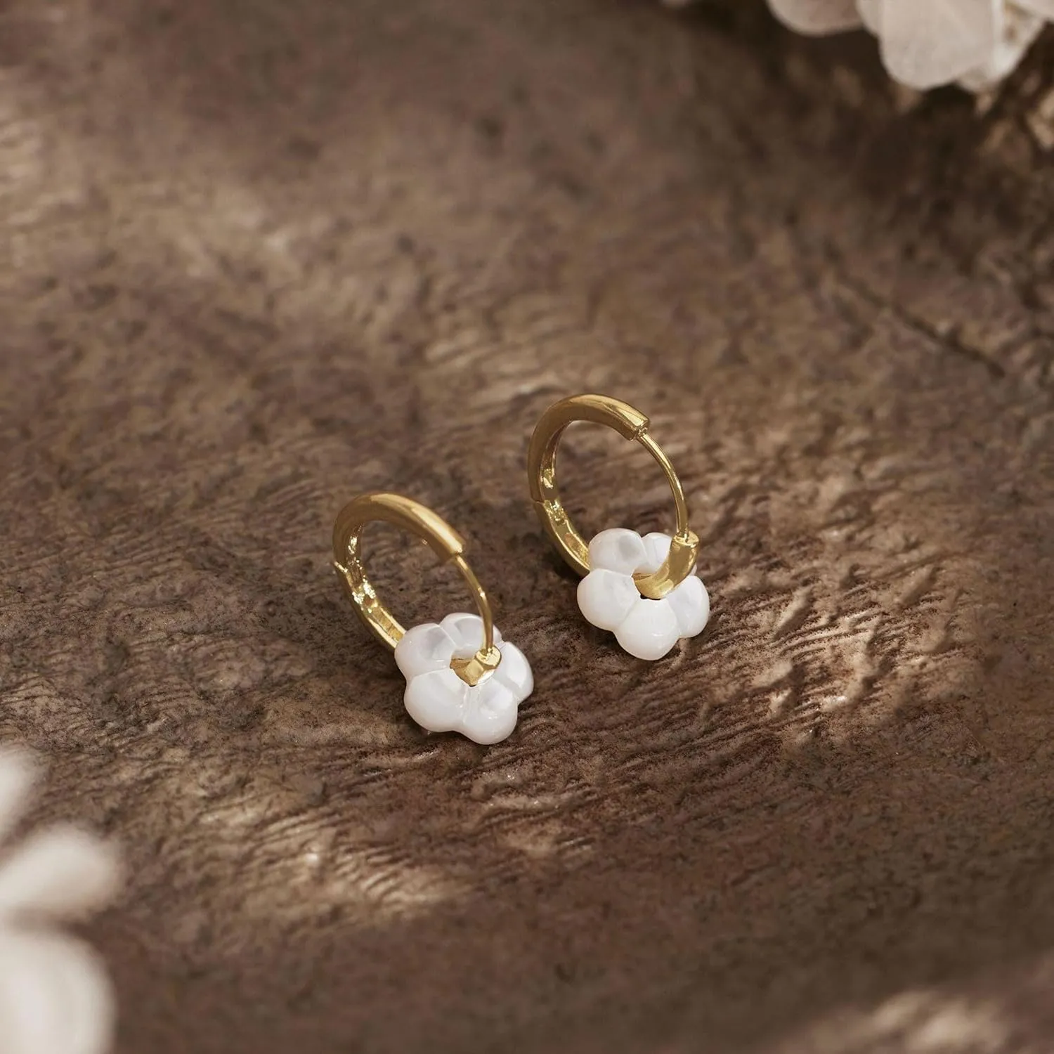 Pearl Flower Drop Huggie Earrings For Women Dangle Minimalist 14K Gold Plated Statement Wedding Brides Hoop Earring Dainty Jewelry Gifts