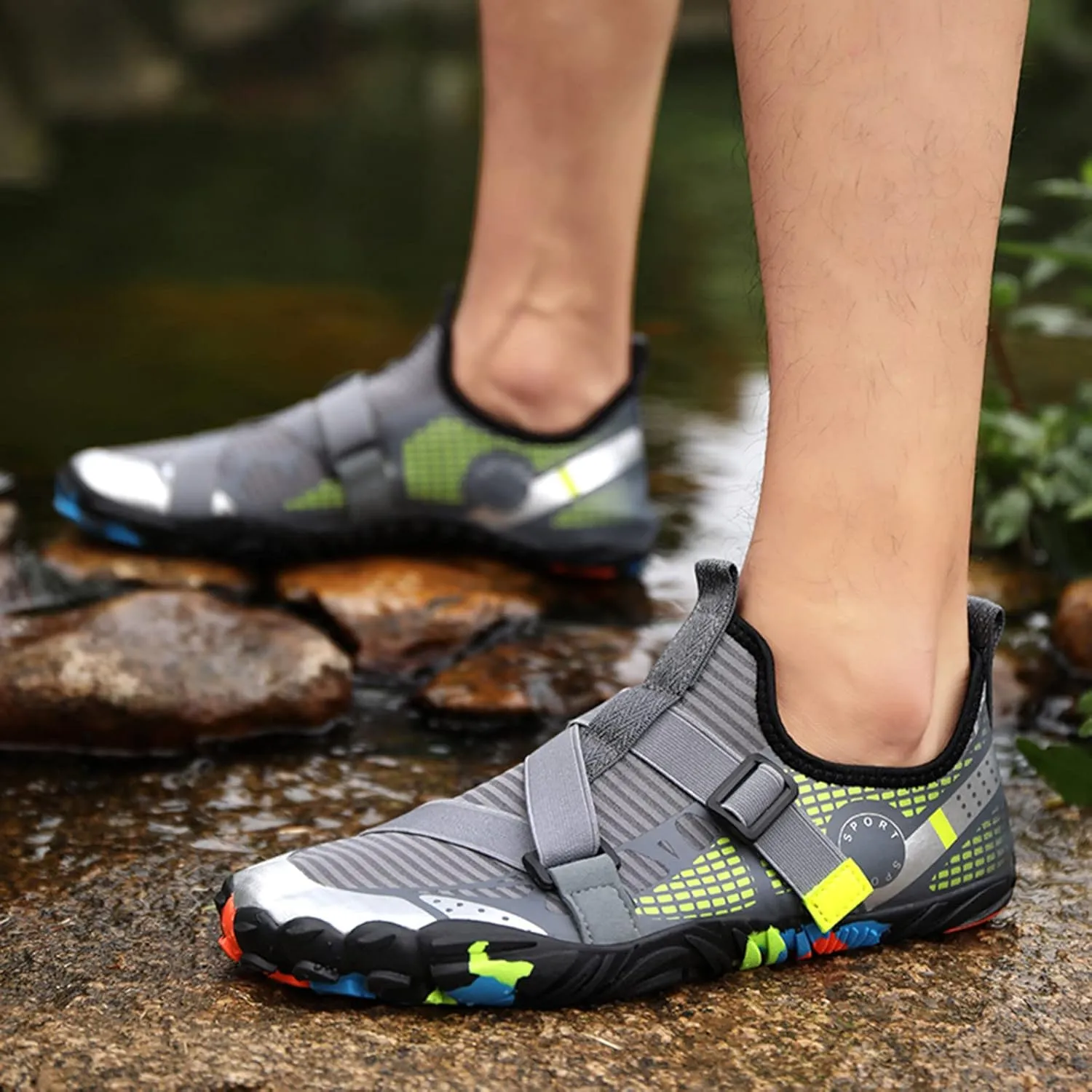 Summer Water Shoes Men Quick Drying Hiking Swimming River Tracing Shoes Breathable Sneaker Men Sandals