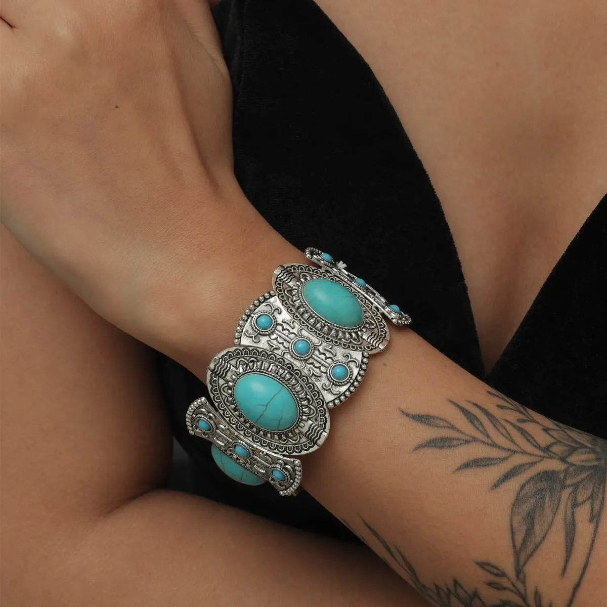 Turquoise Beaded Stretch Bracelets Bohemian Stackable Bracelets Y2K Summer Beach Bracelets Jewelry for Women
