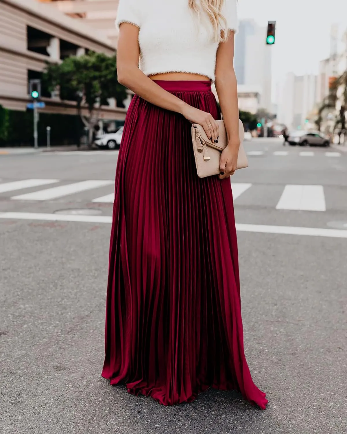utcoco Women's Elegant Maxi Skirt High Waisted Pleated Chiffon Long Skirts for Women