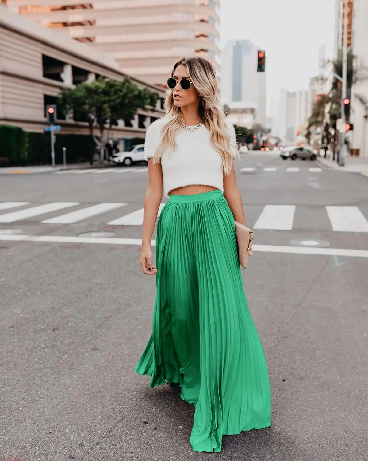 utcoco Women's Elegant Maxi Skirt High Waisted Pleated Chiffon Long Skirts for Women
