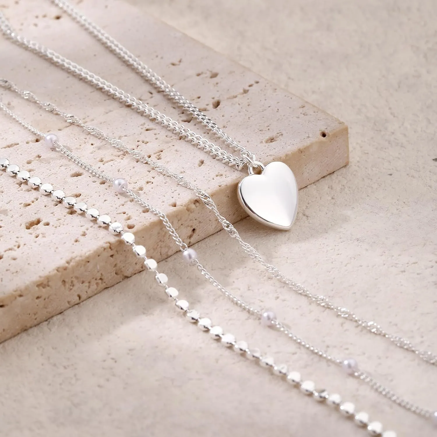 VIROMY Gold Necklace for Women 14k Gold Chain Necklaces Dainty Layered Necklaces Simple Stackable Pendant Necklaces Herringbone Cuban Paperclip Chain Gold Choker Necklaces Gold Jewelry for Women