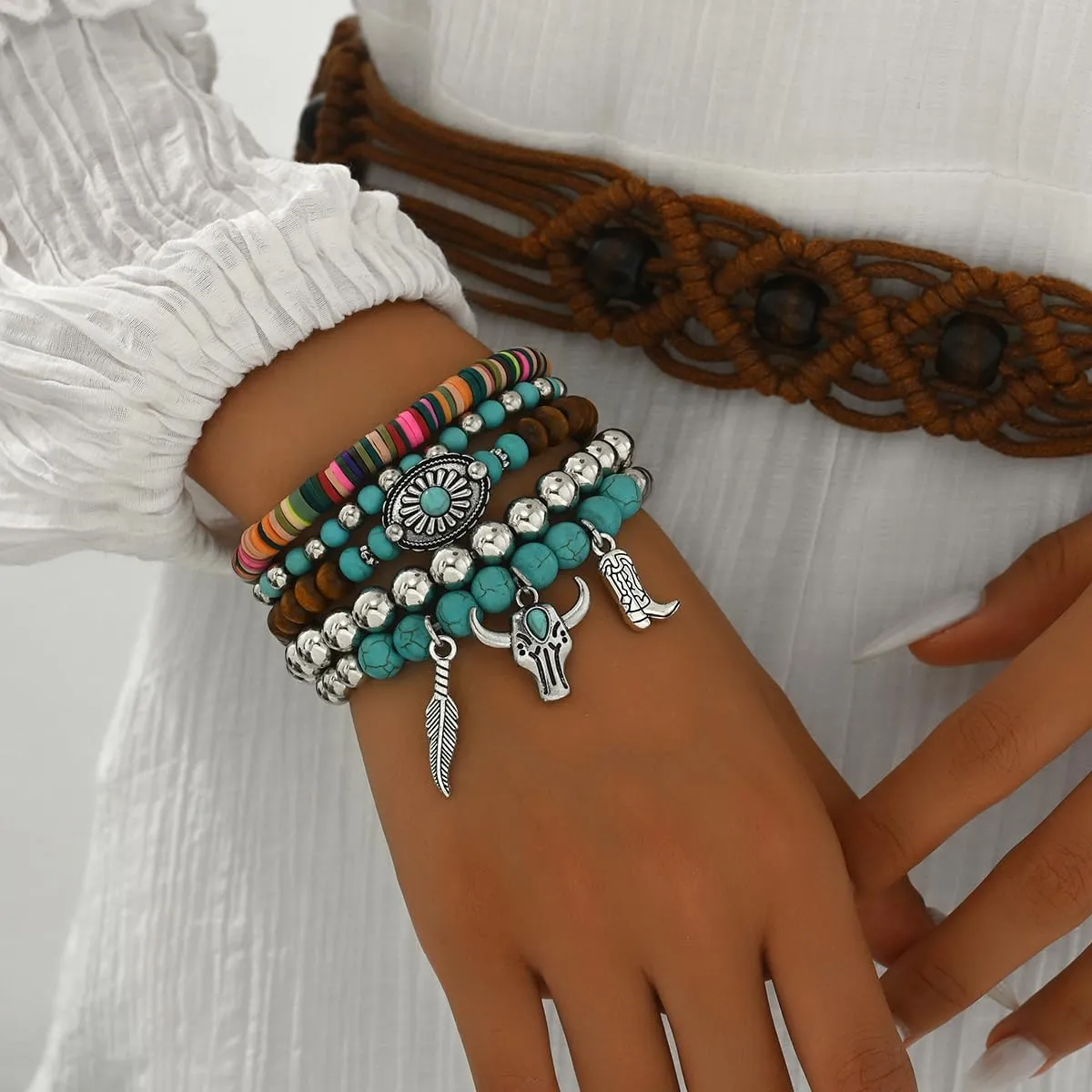 Western Bracelets for Women Cowgirl Turquoise Beaded Stretch Bracelets Vintage Turquoise Beaded Western Jewelry Bohemian Stackable Bracelet Country Concert Cowgirl Dresses Accessories