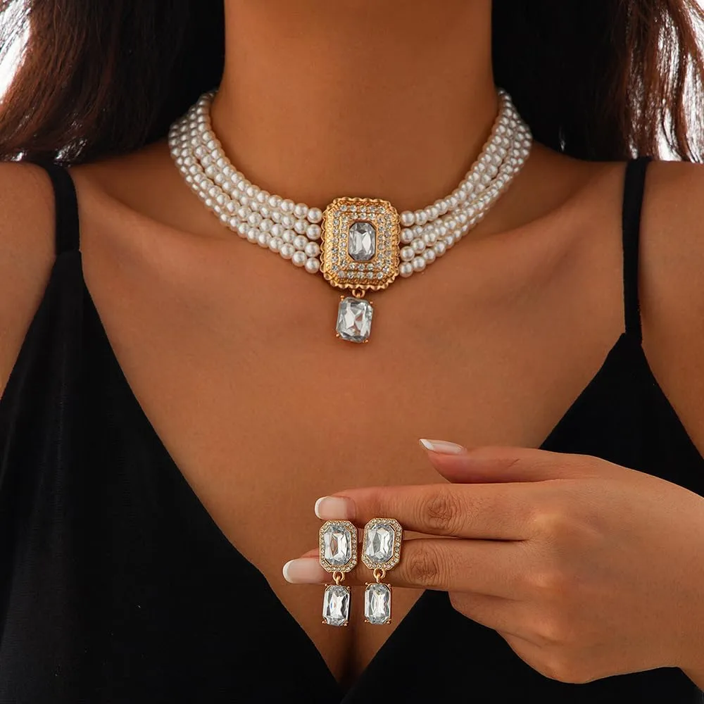 Women Boho 1920s Pearls Choker Necklaces Earrings Set Gold Silver Green Pearls Layered Choker Necklaces Black Multilayer Rhinestones Layering Necklaces for Women