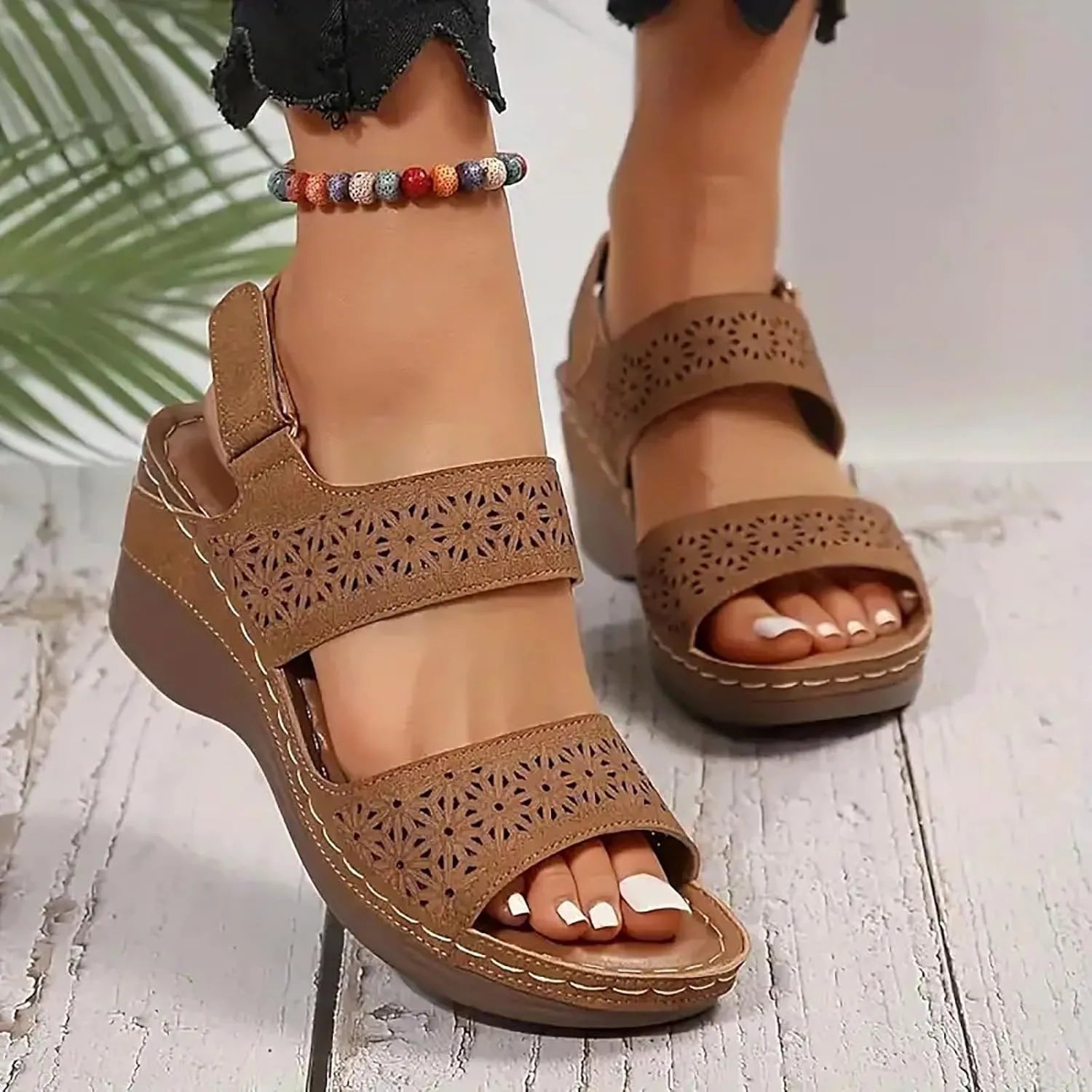 ZSpzx Orthopedic Sandals for Women,2025 Arch Support Wedge Flip Flops Slide Comfortable Open Toe Ankle Strap Summer Walking Hollow Out Outdoor Casual Slip on Beach Plantar Fasciitis Shoes